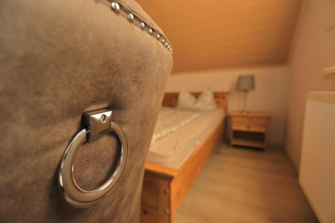 Pension Zum Paradies Harthausen  エクステリア 写真