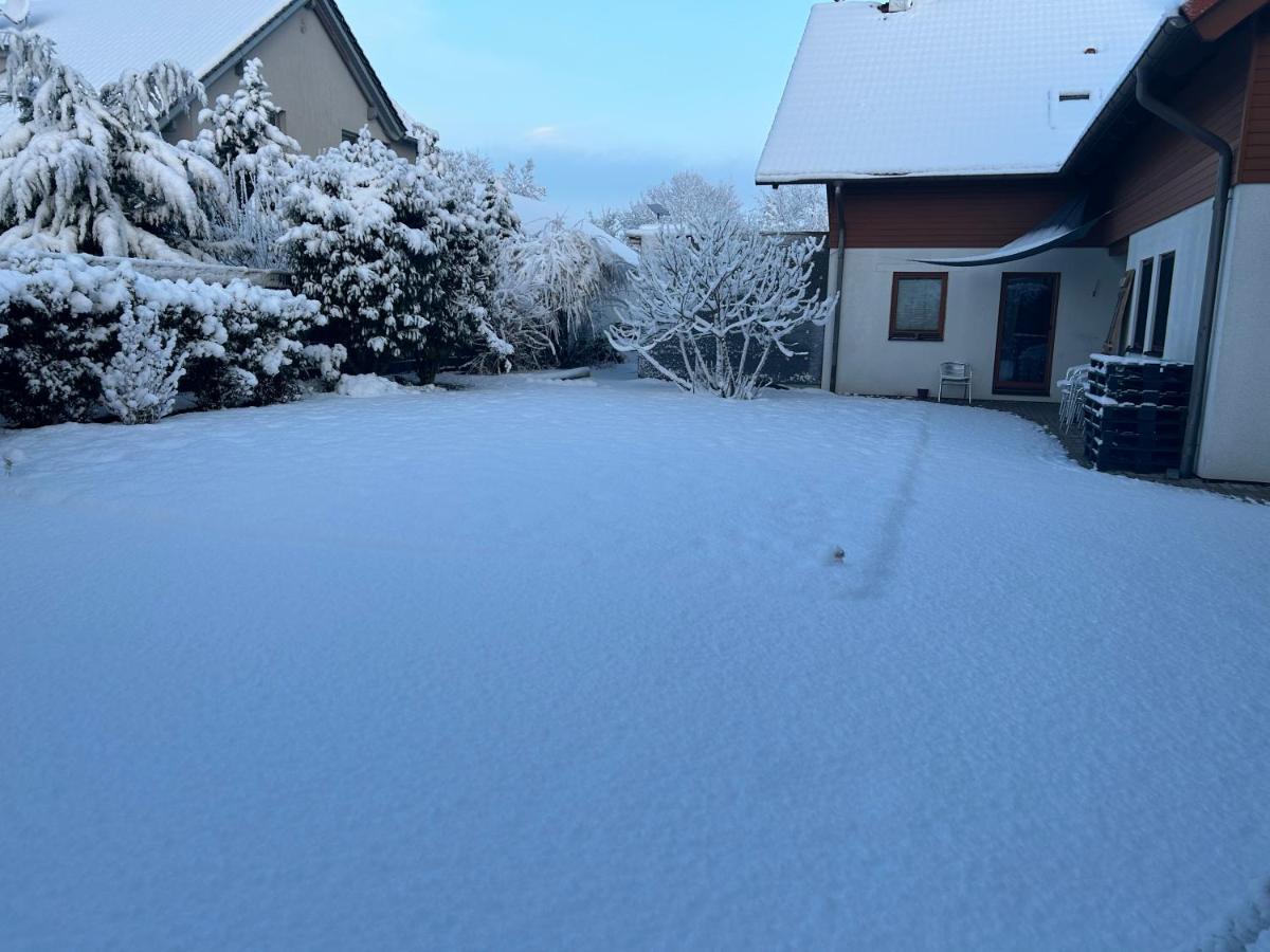 Pension Zum Paradies Harthausen  エクステリア 写真